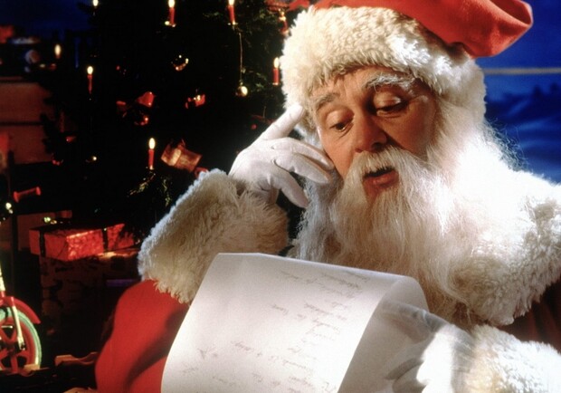 Дед Мороз выслушает пожелания. Фото с сайта: kewlwallpapers.com.