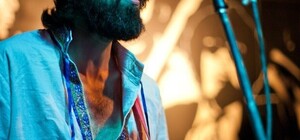 Запорожцы собирают деньги, чтоб спасти зрение музыканту