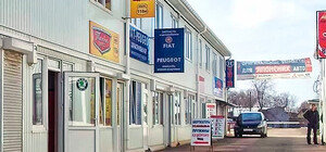 Массовая драка у авторынка в Одессе: очевидцы сообщают о пострадавших, а в милиции все опровергают