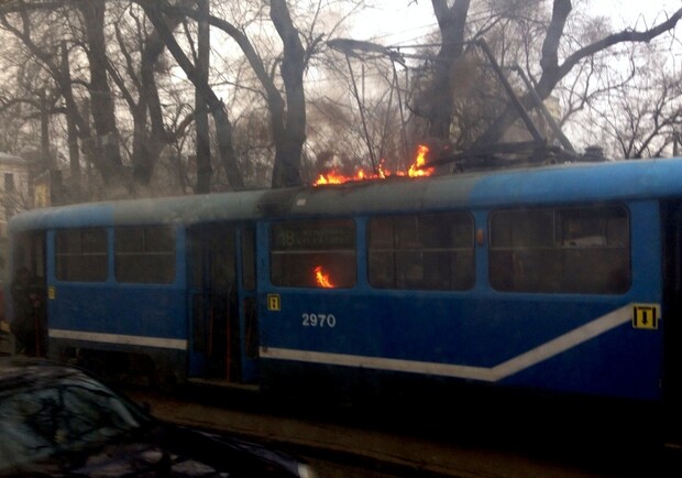 Трамвай марки "Татра" горел сегодня. Фото- dumskaya.net