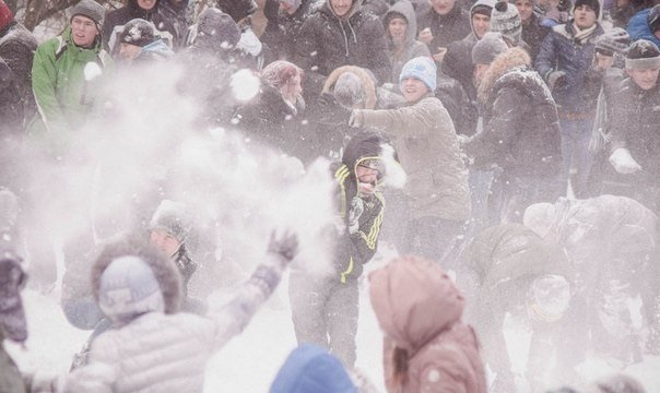 В парке Победы будет снежная война.
Фото - beletskiy