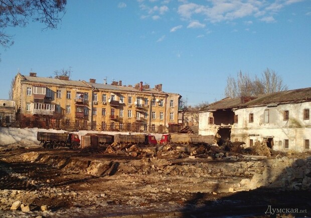 В центре сносят старые здания. Фото - dumskaya.net