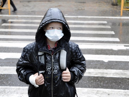 Больше всех болеют дети. Фото с сайта: newsmgn.ru.