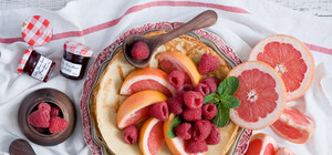 Дюжина лучших рецептов блинов на Масленицу