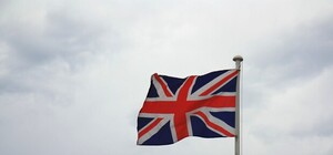 Говорим на английском, слушаем рок и смотрим фильмы - чем заняться вечером в Луганске