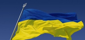 Флаг Украины вернули на здание Одесской ОГА