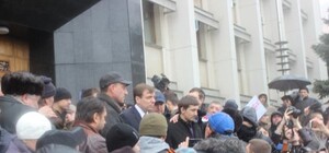 В Одессе пророссийски настроенные активисты штурмовали обладминистрацию