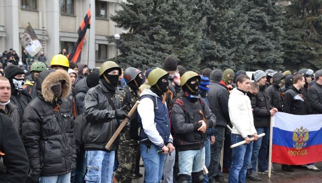 Новому одесскому прокурору тоже досталось от митингующих.
Фото - vesti.ua