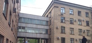 Возле Луганской ОГА заблокировали солдат-срочников: что требуют штурмовики