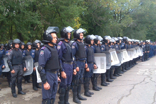 В Одессе усилена охрана правопорядка.
Фото - vv.gov.ua