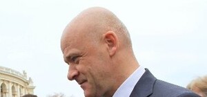 Паспортный скандал: в штабе кандидата в мэры Одессы опровергли наличие у него гражданства РФ