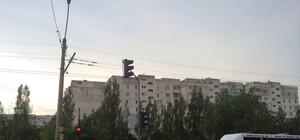 Луганск-Украина: многоэтажки города 