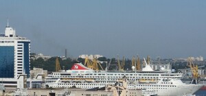 В Одессу зашел огромный круизник с британцами, повторивший рейс 
