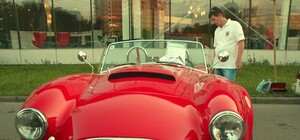 Фотофакт: на Научной собрались любители ретро-автомобилей