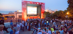 На Потемкинской лестнице в Одессе покажут фильм Хичкока под музыку симфонического оркестра