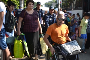 Вчера прибыло 300 переселенцев. Фото ГСЧС в Одесской области.