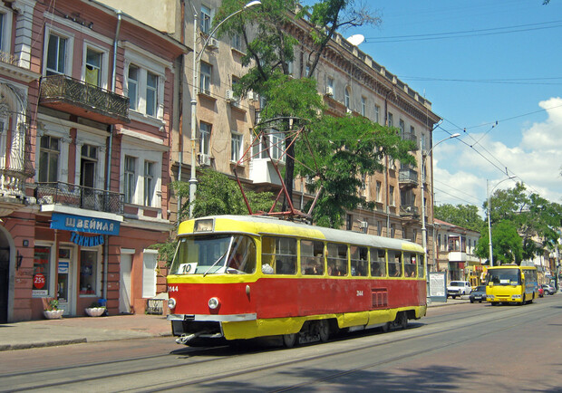 На Преображенской трамвай не рассчитал. Фото с сайта: transphoto.ru.