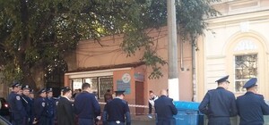 В Одессе в мусорном баке нашли труп