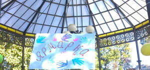 Ярмарка в одесском Горсаду: печеньки на благотворительность и скандал с кандидатом в нардепы