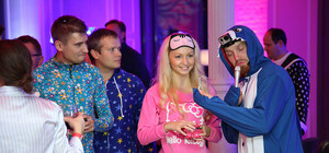 Афиша на выходные: день рождения мажорного клуба, ночь скидок в двух ТРЦ и пижамная вечеринка