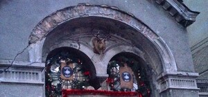 Фестиваль еды в одесском дворике: солянка, красные хот-доги и пряничный олень