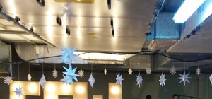 Новогодний фестиваль-распродажа на подземной парковке в Одессе: как это было