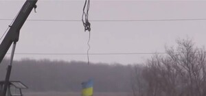 На блокпосту в Марьинке взорвалась машина с взрывчаткой: есть погибшие [ВИДЕО]