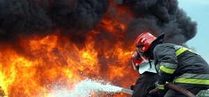 В Одессе горел завод: пострадавших и жертв нет [Видео]