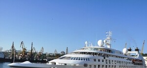 В Одессу зашел сказочный круизный лайнер (ФОТО)