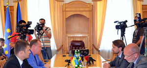 Швеция выделит ожоговому центру 100 тысяч долларов