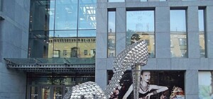 Гигантская туфелька Днепропетровска недосчиталась кастрюль