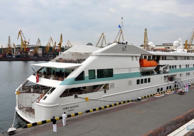 Новость - События - В Одесский порт зашла круизная лайнер-яхта