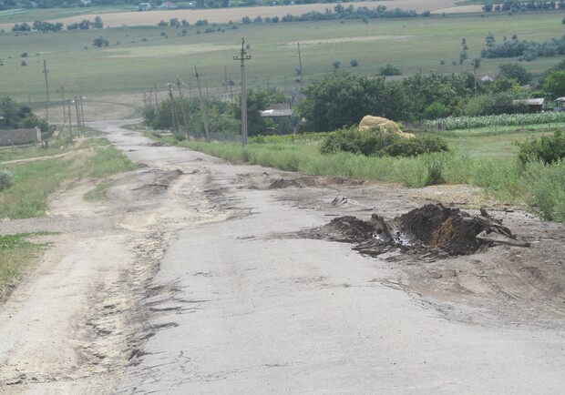Новость - Транспорт и инфраструктура - Дорога в Одесской области превратилась в направление