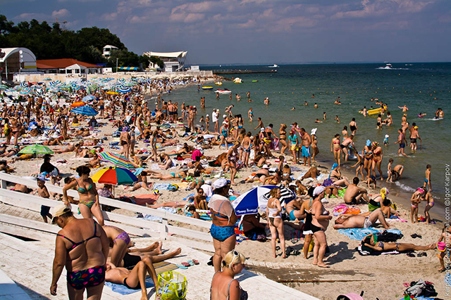 Новость - События - На трех одесских пляжах запрещено купаться