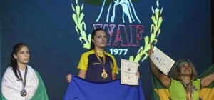 Харьковская чемпионка мира по армрестлингу вышивает и пишет романы