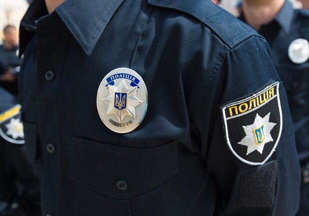 Новость - События - В Одессе патрульного полицейского уволили за взятку