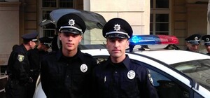 На Різдво львівська поліція даруватиме мандаринки