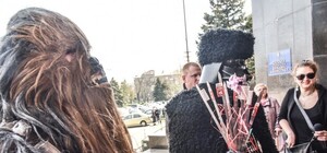 Лезгинка под ОГА: Одесский Дарт Вейдер пытался подарить Саакашвили мангал