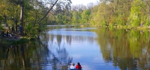 Нескучные майские: 5 мест, где в Киеве покататься на лодке и катамаране