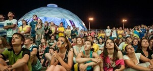 Как это выглядит: в Полтаве открыли фан-зону к Евро-2016