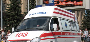 Молода львів'янка потрапила до реанімації через укус змії