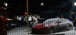 Ночью в одесском автосалоне взорвался элитный автомобиль