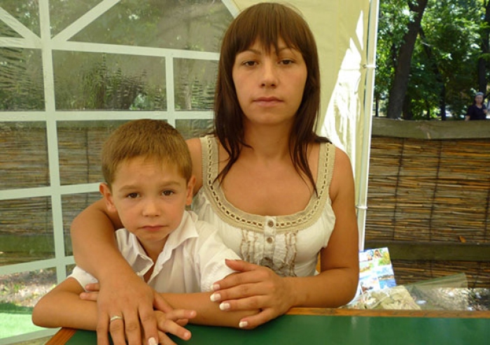 В Одессе пропала женщина с ребенком