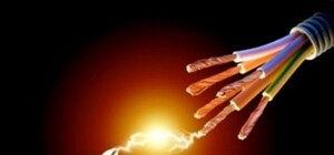 На Слободке в розетках напряжение 110 Вольт: у жителей сгорает вся техника