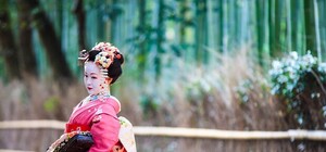 Подари себе праздник: сколько стоит заказать Снегурочку-гейшу в Крыму