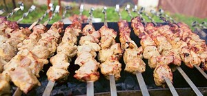 На природу: кращі рецепти маринадів для шашлика