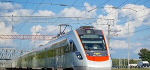 Ужасная трагедия: поезд насмерть переехал мужчину