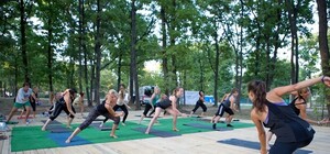 Йога, скандинавская ходьба, bodyart: в Фельдман Экопарк пройдут Health weekend