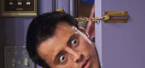 Фотофакт: в Киеве в сентябре внезапно зацвела сирень