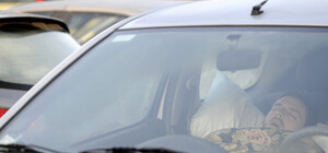 Прилег отдохнуть: днепрянин решил переночевать в чужом автомобиле